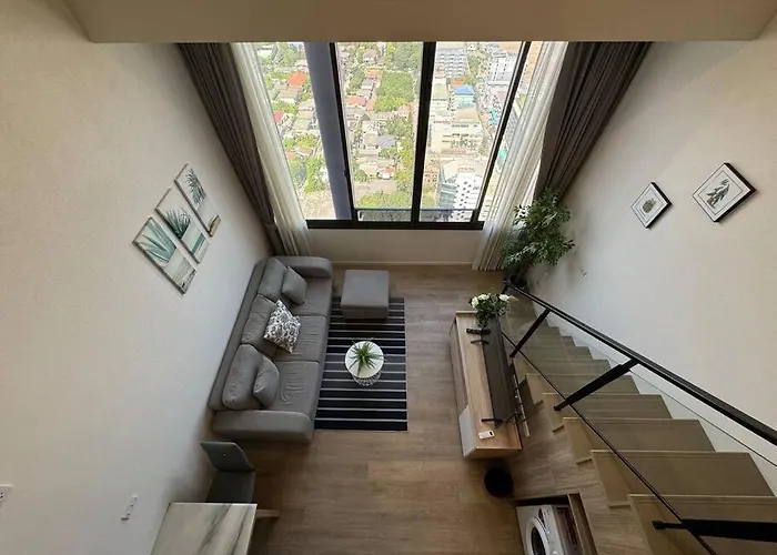 Sukhumvit 87 游泳池健身房 酒吧 餐厅 办公区等一体公寓