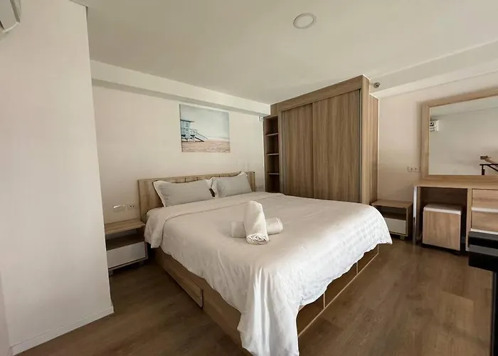 Sukhumvit 87 游泳池健身房 酒吧 餐厅 办公区等一体公寓 アパート *